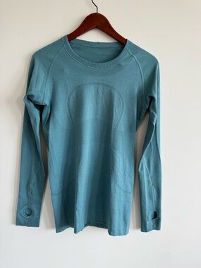 NEW Lululemon athletica Teal Blue-Green Seamless Sweat Top